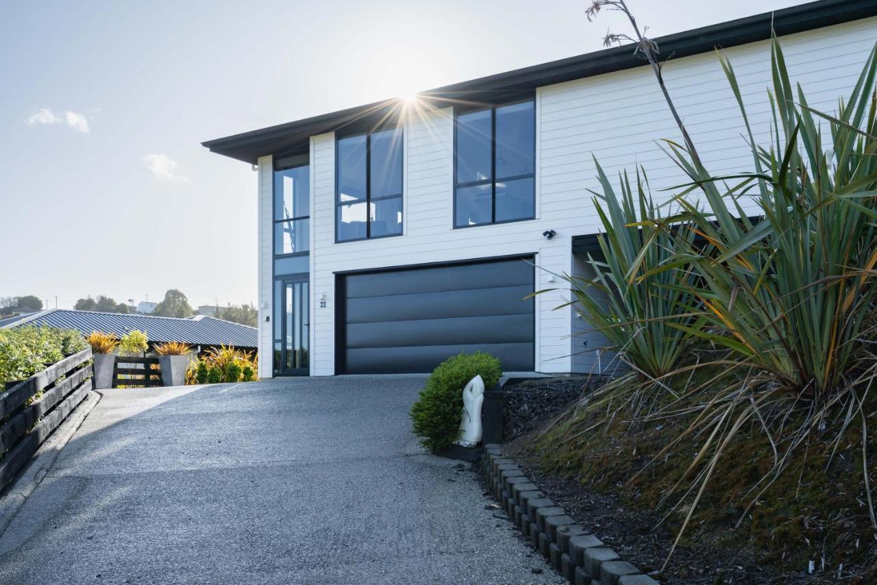 Modern Family Friendly Getaway Villa Dunedin Buitenkant foto