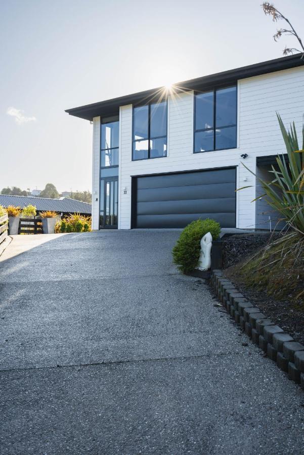 Modern Family Friendly Getaway Villa Dunedin Buitenkant foto