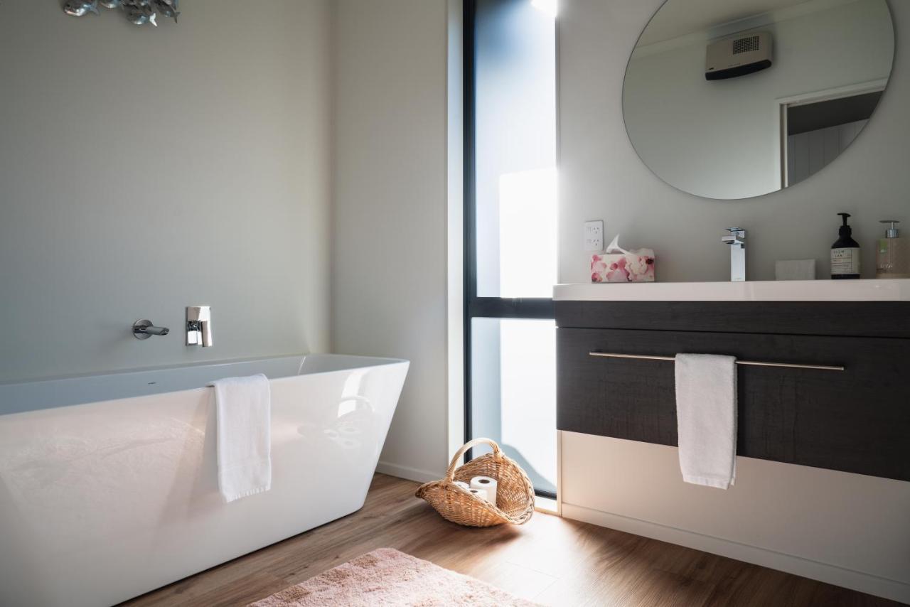 Modern Family Friendly Getaway Villa Dunedin Buitenkant foto