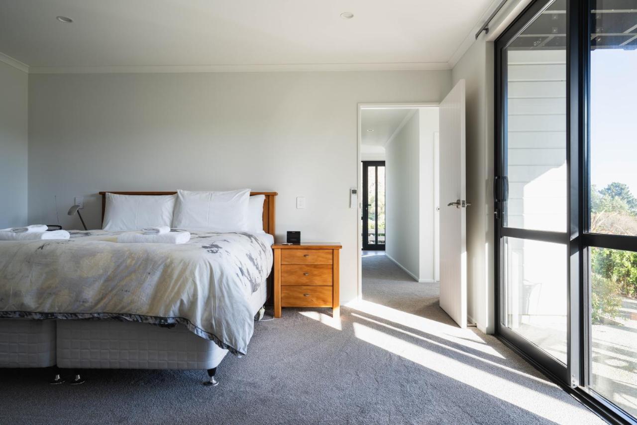 Modern Family Friendly Getaway Villa Dunedin Buitenkant foto